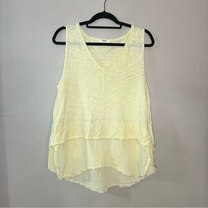 Butter Yellow Dylan Tank Top in a Size Medium